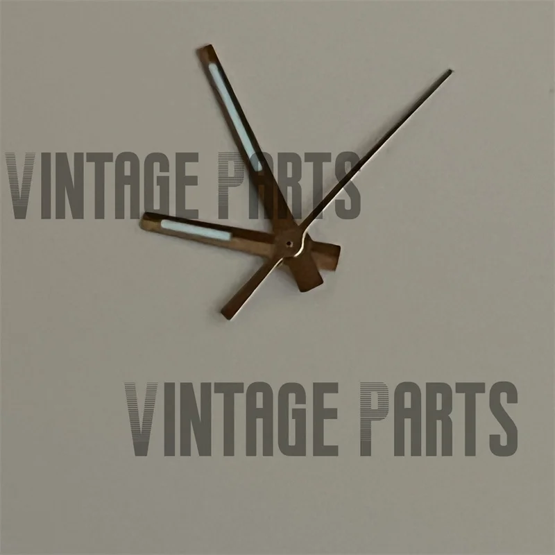 Modifica le lancette dell'orologio con data luminosa blu ghiaccio da 8 mm * 12 mm * 12,5 mm adatte per il movimento NH35 NH36