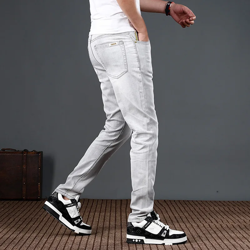 Mode bedruckte Jeans Herren grau hell Denim Stretch schlanke Sommer dünne Kleidung Street Trend Tapered Pants