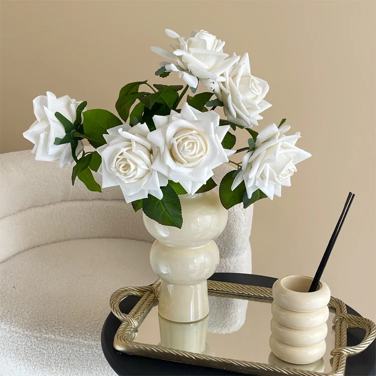 5 Stück/Set Real Touch Rosenblumen Künstliche Feuchtigkeitsspendende Rosen Hochzeitsdekoration Brautstrauß Heimparty Tisch Blumenarrangement – Detail 2