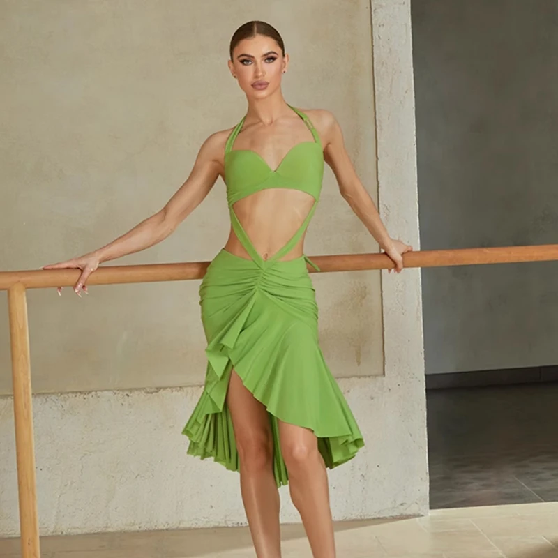 ชุดเต้นลาตินแบบเซ็กซี่ คอ halter โชว์เนื้อผ้า สำหรับผู้หญิง ชุดเต้นรำสำหรับงานปาร์ตี้ ชุดเต้นชาช่า บอลรูม สำหรับผู้ใหญ่ ชุดแข่งขันเต้นรำ รุ่น SL10975