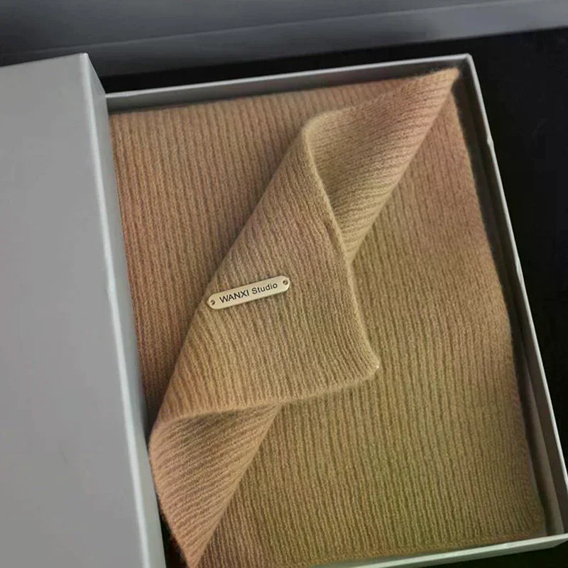 الخريف والشتاء جديد بلون وشاح محبوك للنساء الراقية سميكة الدافئة تنوعا وشاح بسيط