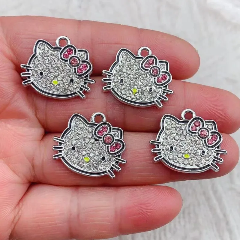 10pcs Hello Kitty Sanrio Necklace Silver Color Layer Shining Bling Women Clavicle Chain Elegant Charm Wed Pendant Jewelry Gift