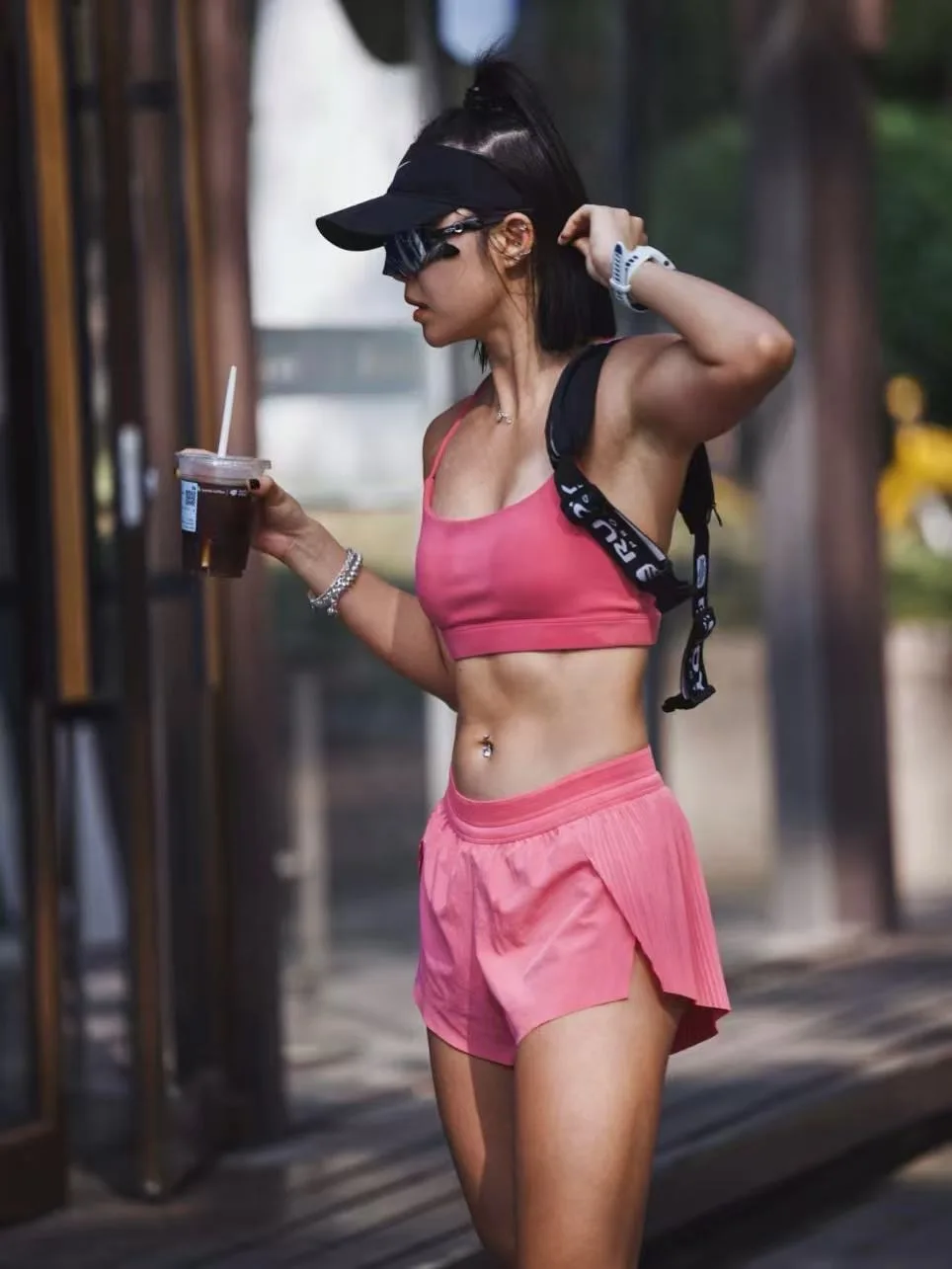 Outdoor Fitness Yoga Shorts Illusory Two-Piece Pleated Skirt Pants Breathable Quick-Dry Three-Quarter Length Loose Lowerwear ...