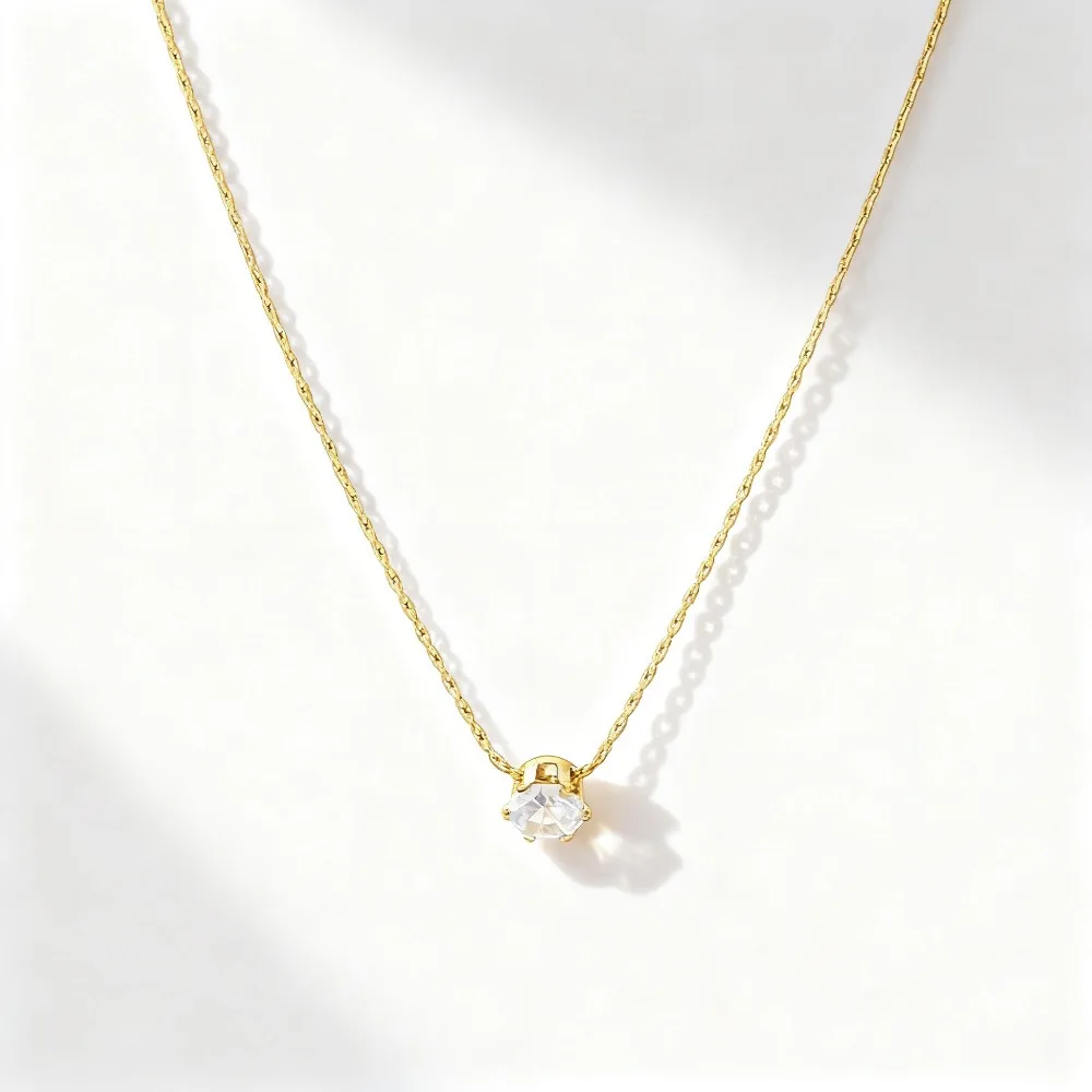 

New Design Gold Six Prong Zircon Pendant Necklace Women Summer Clavicle Chain Minimalist Fashion Jewelry Gift Accessory