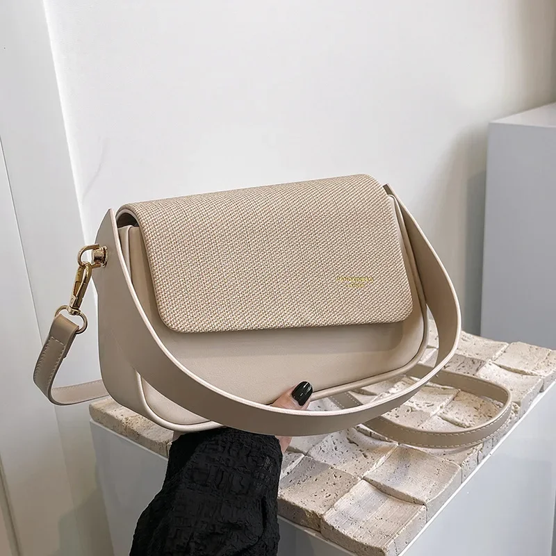 Underarm Bag Women\'s Summer Versatile 2024 New Fashion Shoulder Messenger Bag High Sense Women\'s Super Fire Small Square Bag