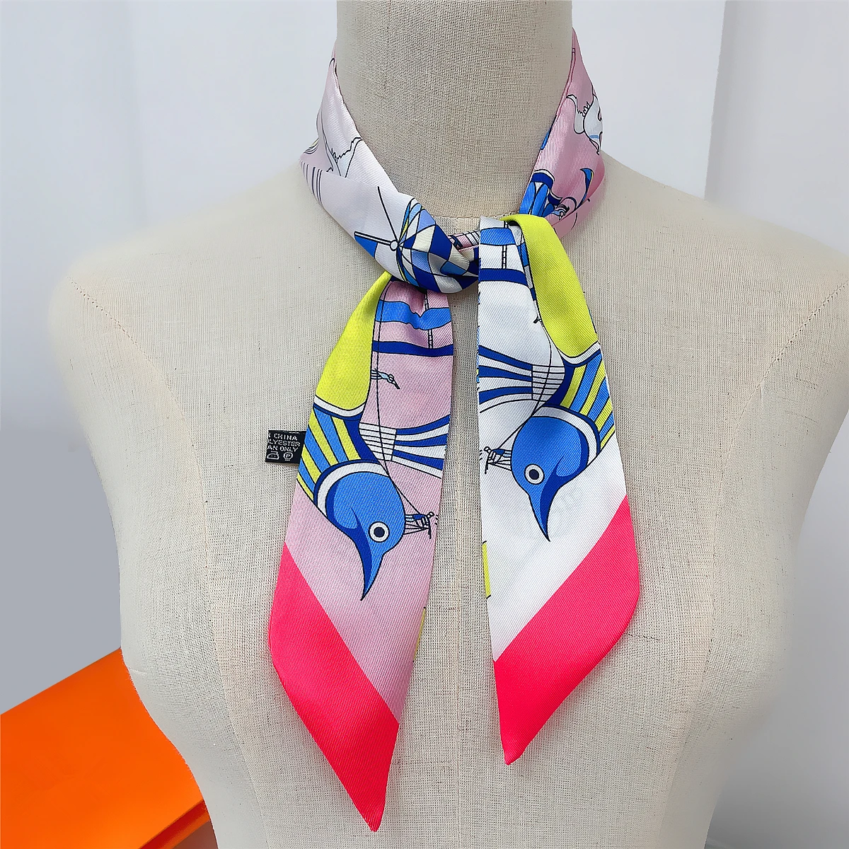 2024 New Bird Print Scarf Women Luxury Brand Silk Scarf Fashion Headband Foulard Skinny Hair Bag Scarves Design Neckerchief