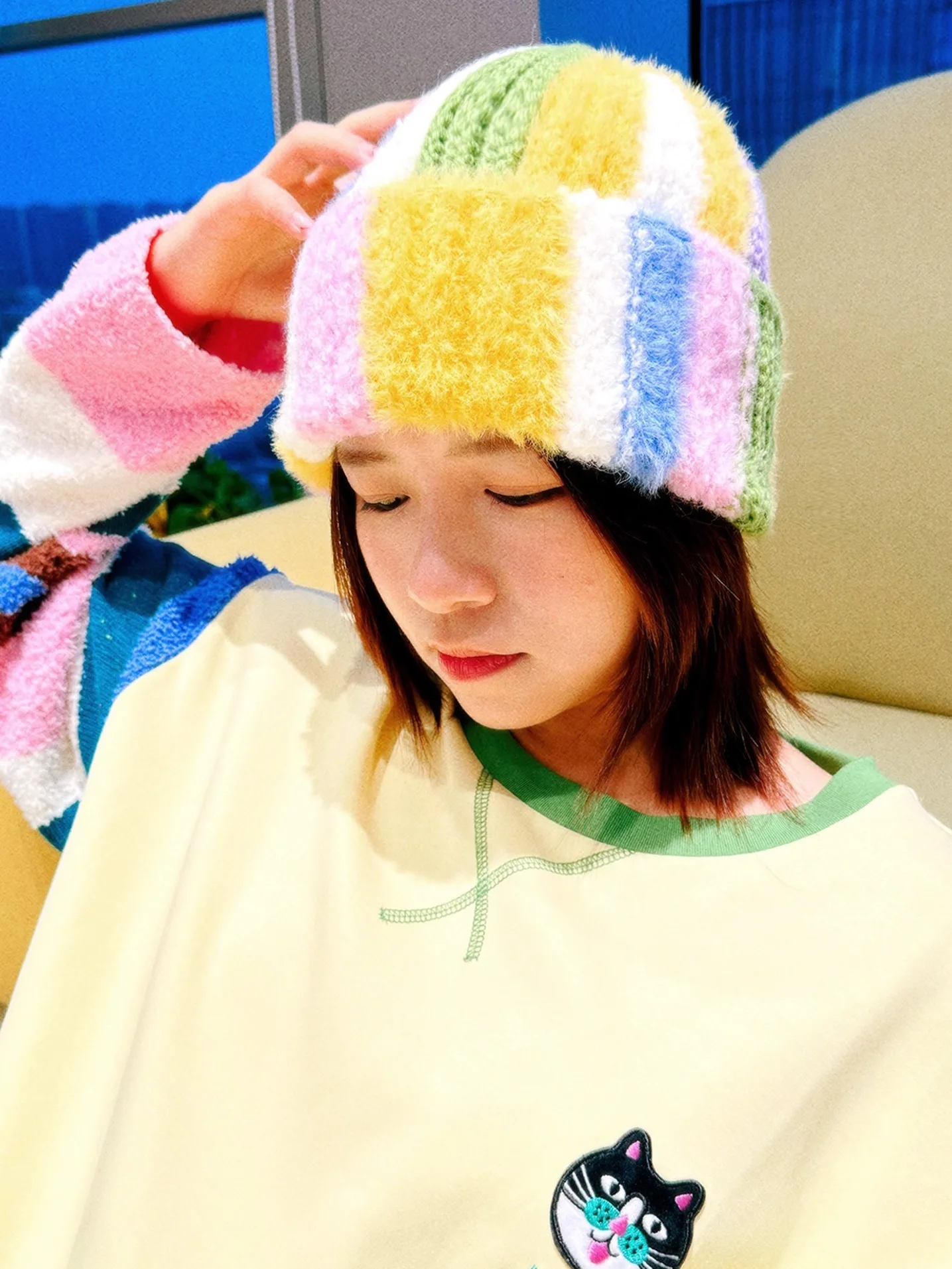 

Зимняя вязаная шапка Uody2025: Теплая, милая, с защитой ушей, в клетку, пушистая, с круглым верхом, повседневная, стильная