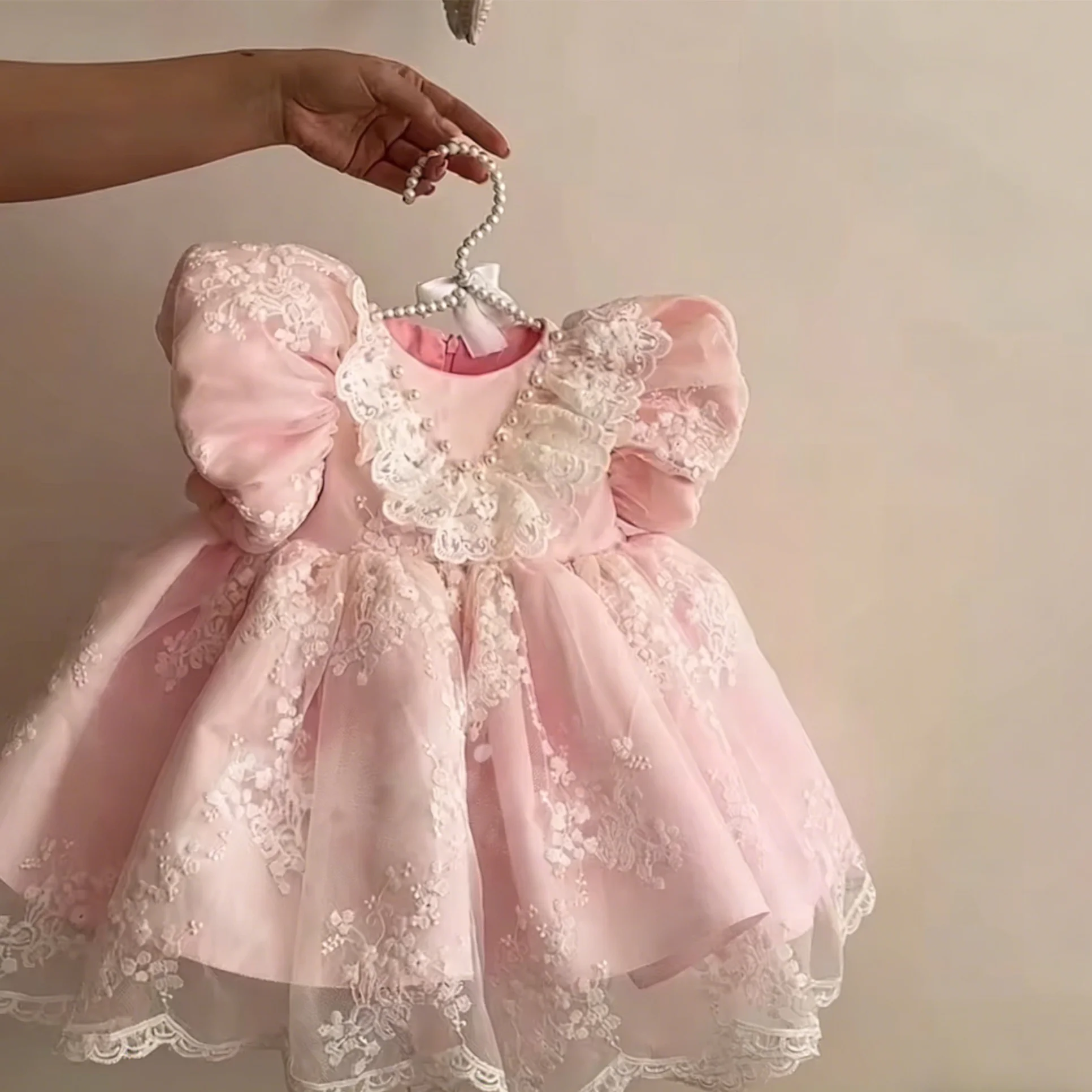 Customized Pink Flower Girl Dress for Wedding Appliques High Waist Knee Length Elegant Kids Birthday First Communion Gown