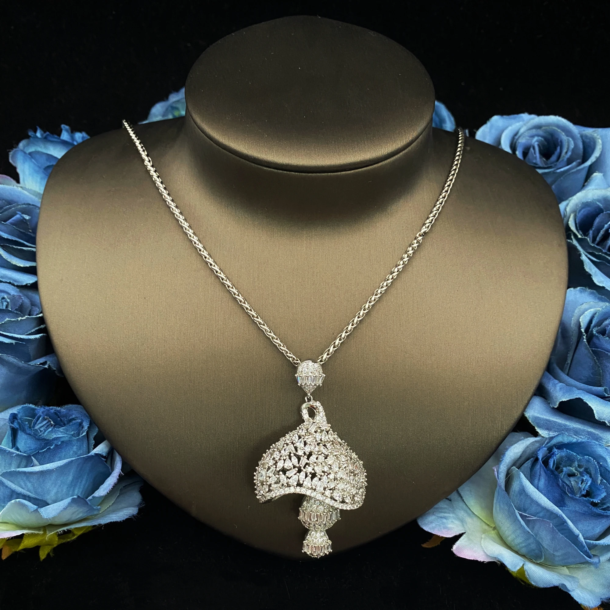 JRH Dubai Luxury Jewelry Set 2-Piece Bell Pendant Necklace with Micro-Inlaid Zircons Earrings Essential for Women's Parties