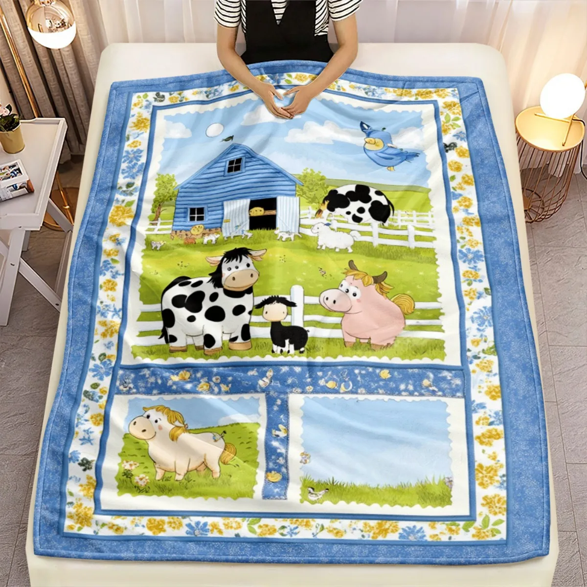 

Флисовое одеяло с изображением сельскохозяйственных животных, корова, свинья, утка, дизайн сарая, мягкий детский плед с синей каймой для декора детской игровой комнаты