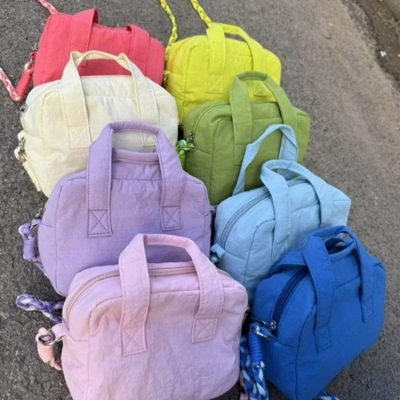 

Famous Designer Leather Women's Messenger Bag Luxury Brand Elegant Classic Daily Vintage Commuter Fashionable Bag​