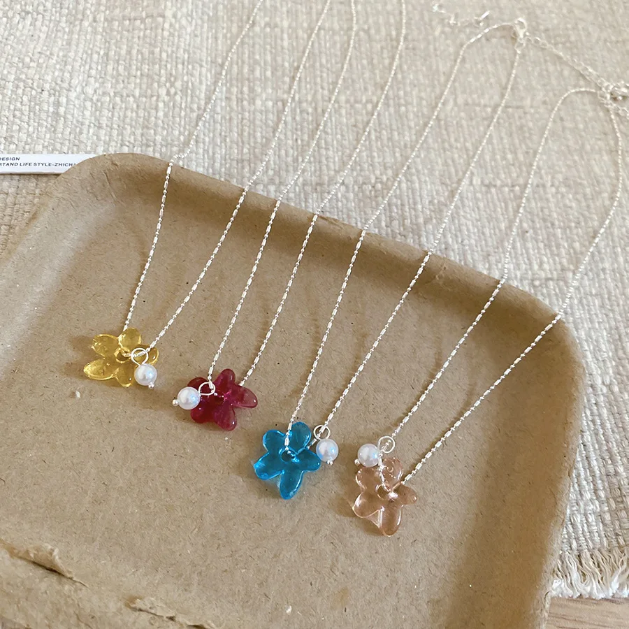 Sweet Dopamine Bunte Blumenperlen-Halskette für Damen, Sommer-Choker-Kette im neuen Design für Ausflüge mit glamouröser Atmosphäre