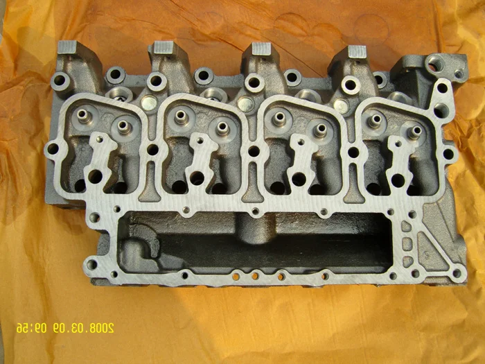 

Auto Spare Parts 4BT Engine Cylinder Head 3933370 3802339 3930915 3967430 3927330 3920394 3966448