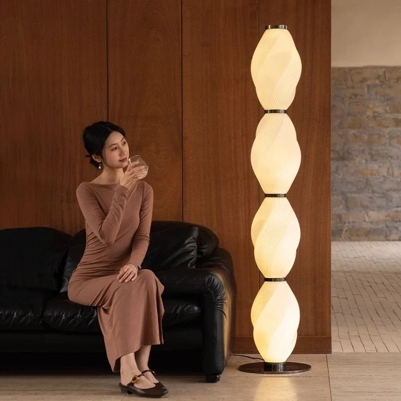 

Denmark Aiduo floor lamp European and American style advanced sense light luxury study living room atmosphere eye protection