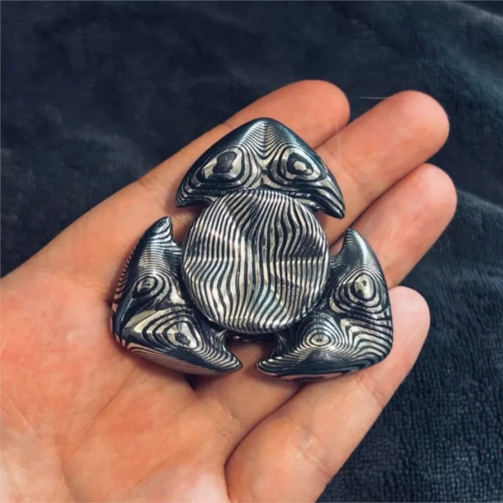 Diseño de lluvia EDC calamar XL Fidget Spinner Timascus Zircuti Damasco Gyro tres hojas Fidget Spinner juguete para aliviar el estrés