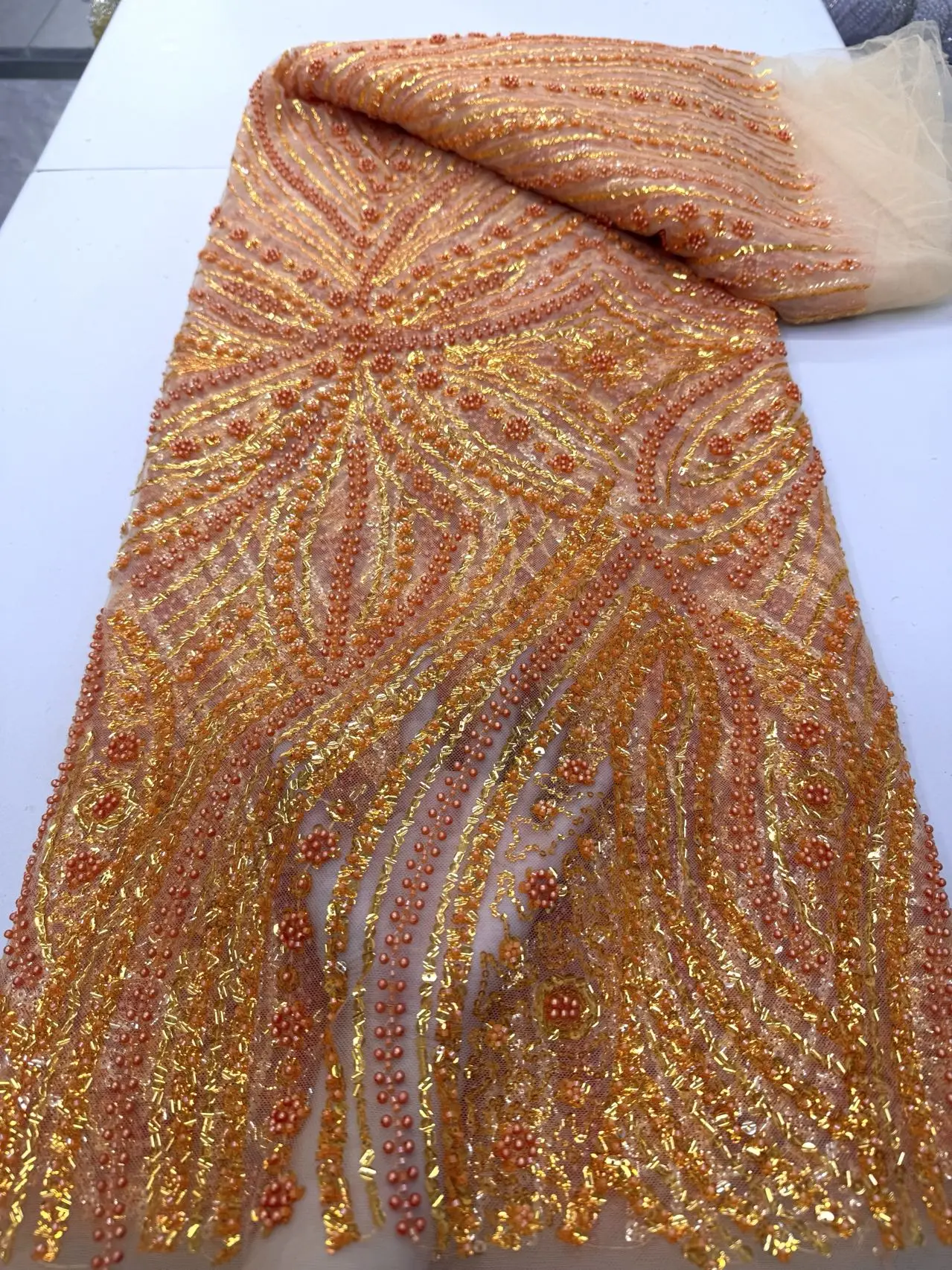 

Высококачественная африканская нигерийская тюлевая кружевная ткань с пайетками для свадебных/выпускных платьев, вышивка бисером, сетчатая ткань для шитья, 5 ярдов