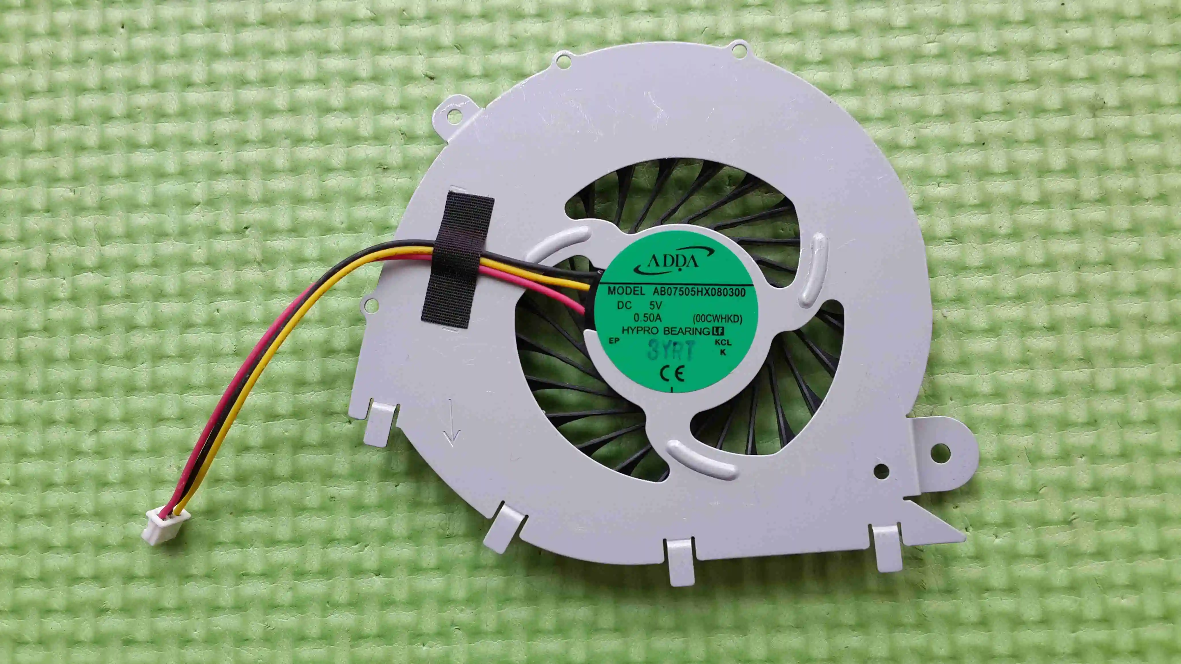 

For Sony SONY Fit15E SVE153A1RT SVF153A SVF15317SCW fan