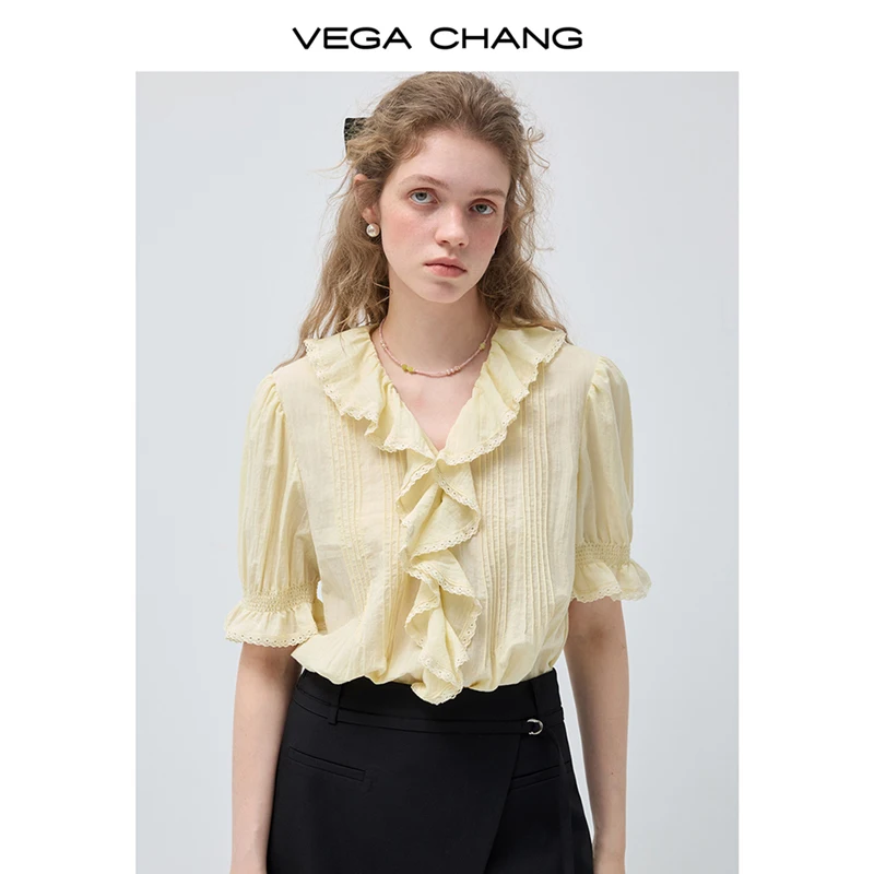 

Новая летняя женская блузка Vega Chang с пышными рукавами, фактурным воротником с рюшами и изысканным дизайном