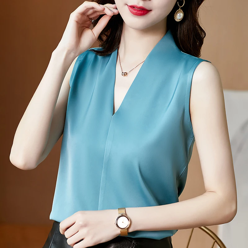 Casual Solid Color Sleeveless Shirts 2024 Summer Satin Blouse Women Tops V Neck Women Clothing Casual Ladies Shirts 13381