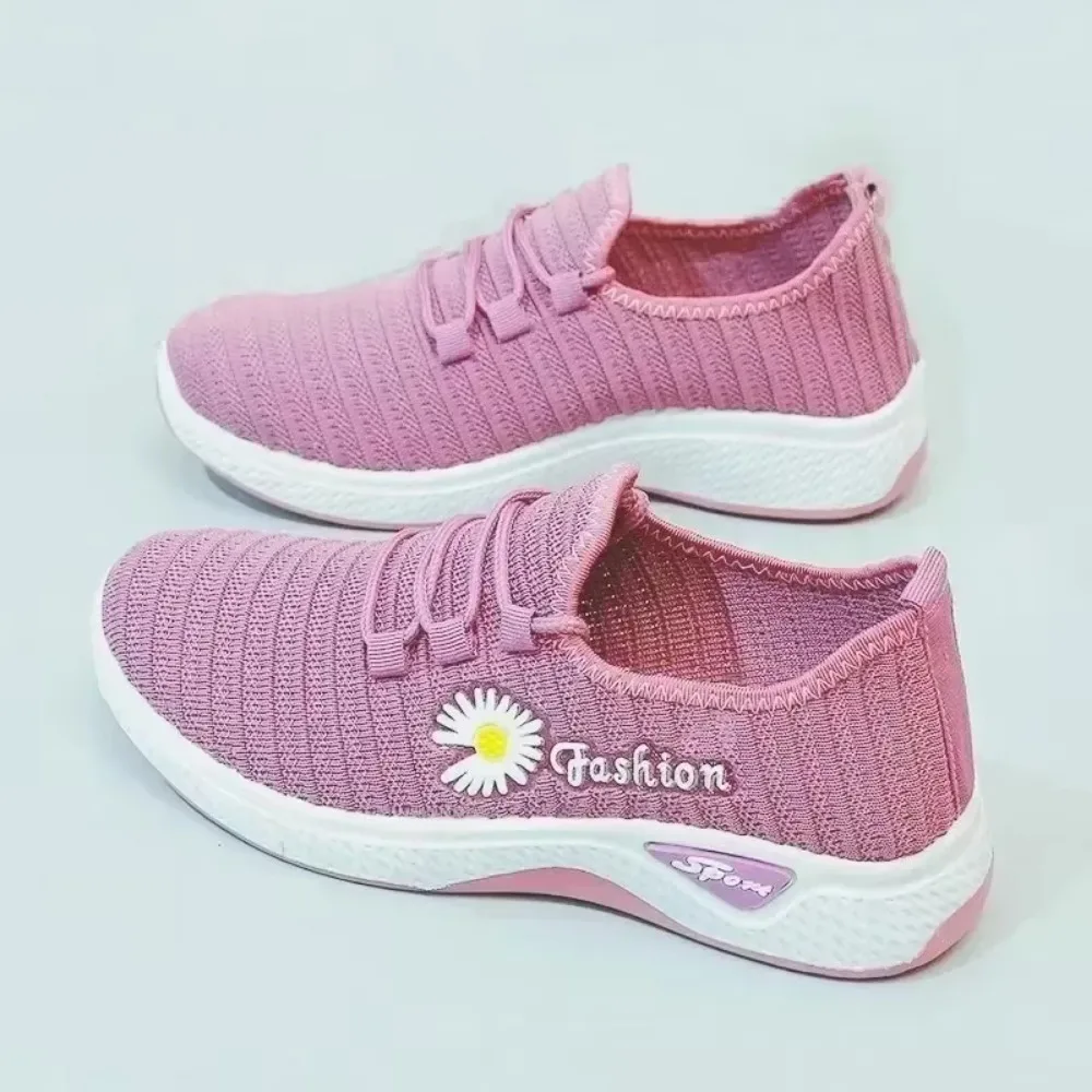 New Women's Shoes Autumn New True Fly Weaving Old Beijing Cloth Shoes Little Daisy Women's Casual Sports Shoes Walking Shoes