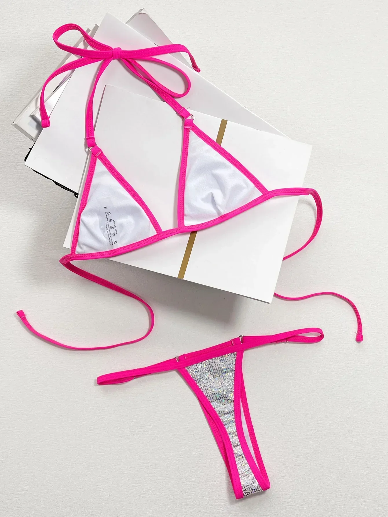 Sexy silberne Glitzer-Pailletten-Mikro-Bikinis-Sets, zweiteilig, Neckholder, Krawatte, Patchwork-Tanga, Bademode, Badeanzug, Bakini, Biquini, Tankini