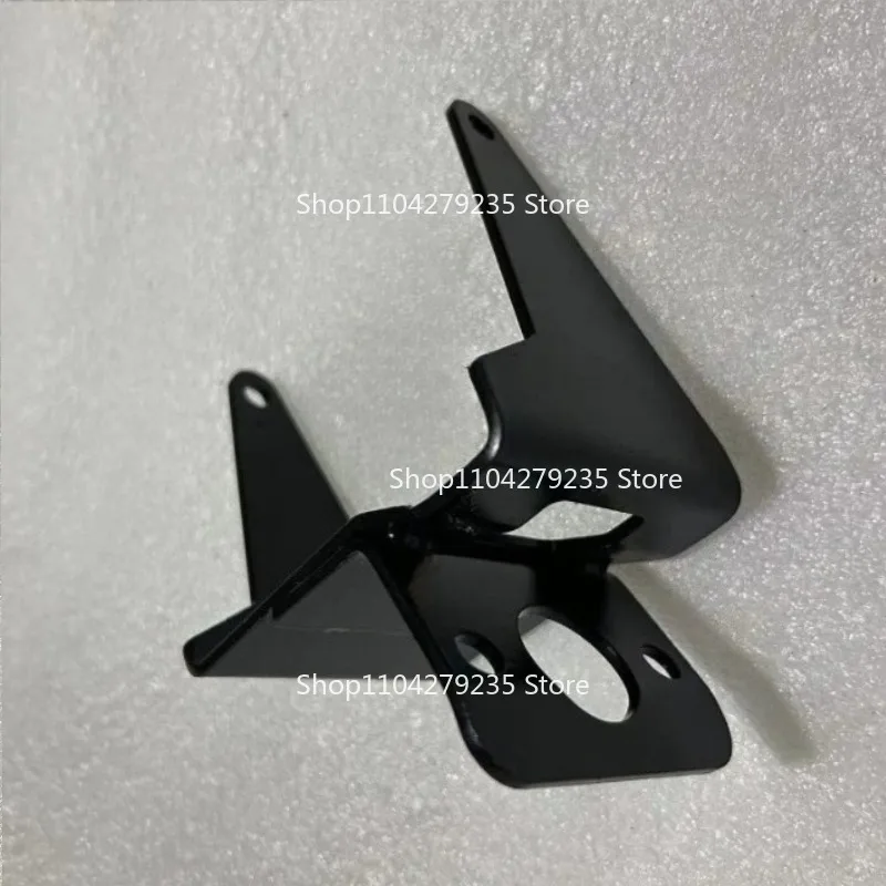 

Кронштейн фары для вилочного погрузчика 7FD20-50, артикулы 56501-23330-71, 56502-23330-71