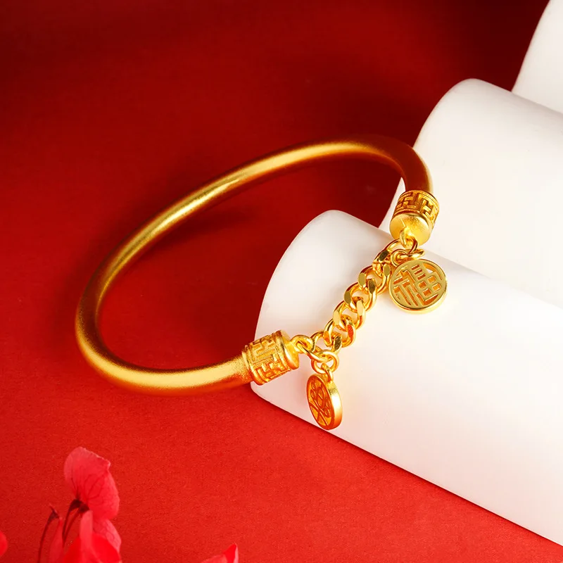 

Peace & Joy "Fu" Character Bangle for Women (24K AU999) - Raised Retro "Fu", Vintage Matte Texture, Retro Style, Photo Shoot