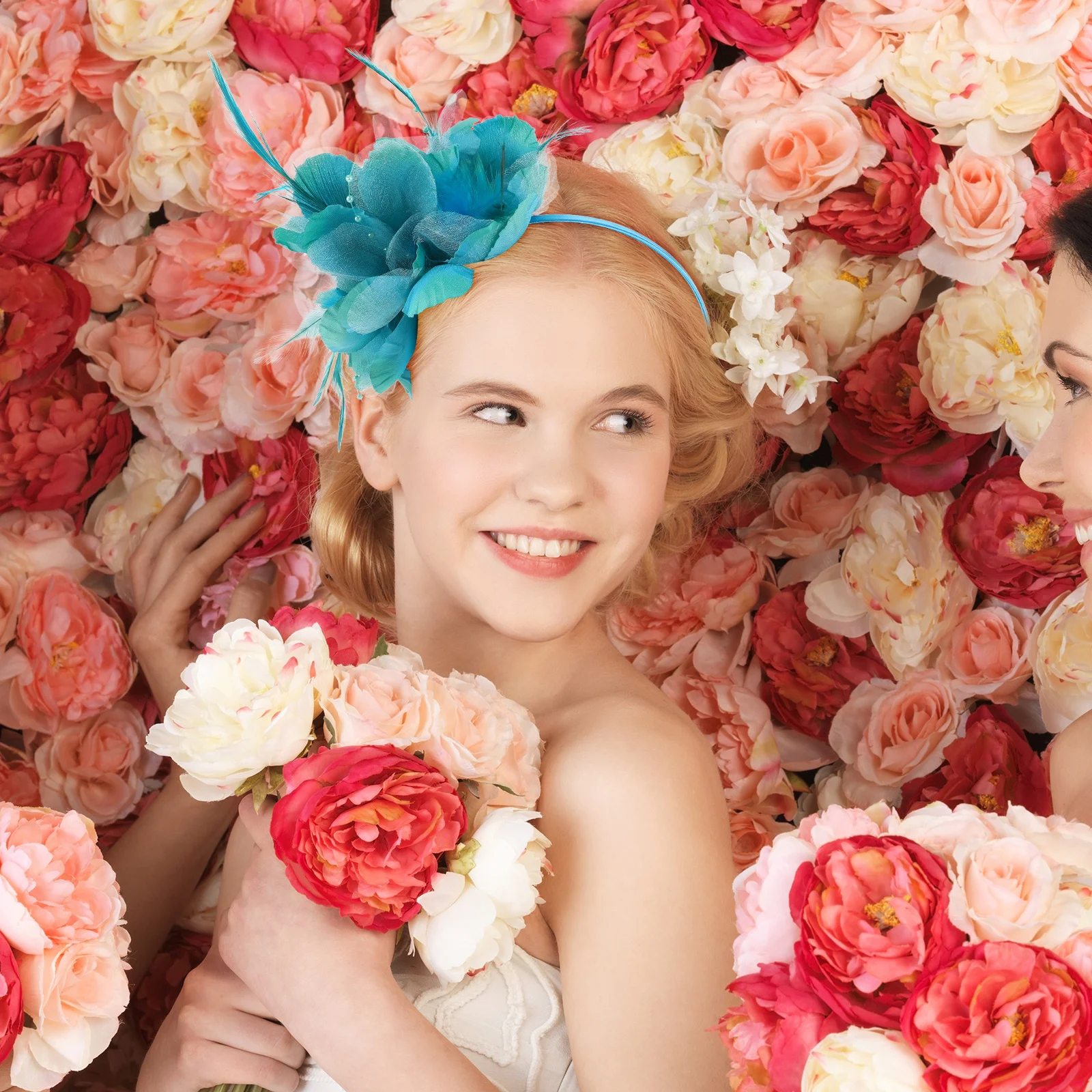 

Floral Bridal Plume Headpiece Elegant Lightweight Hair Piece for Wedding Dance Photography Tea Party Fascinator Accessory