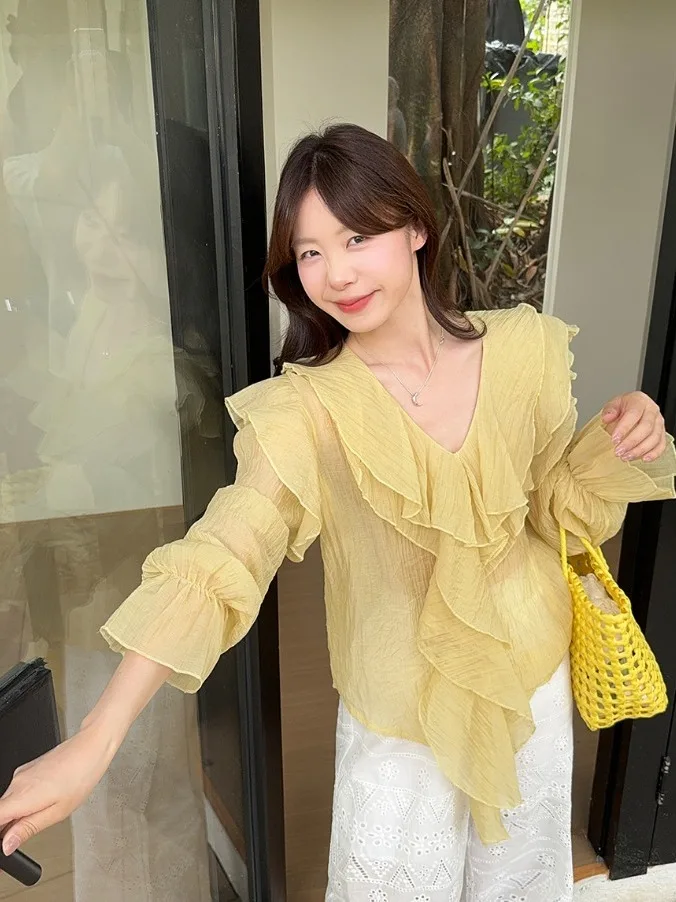 

plus Size Women's Sun Protection irt Cloud Silk Long Sve Loose Fit Ele Top with Gentle Lace Hemline Spring New Sle