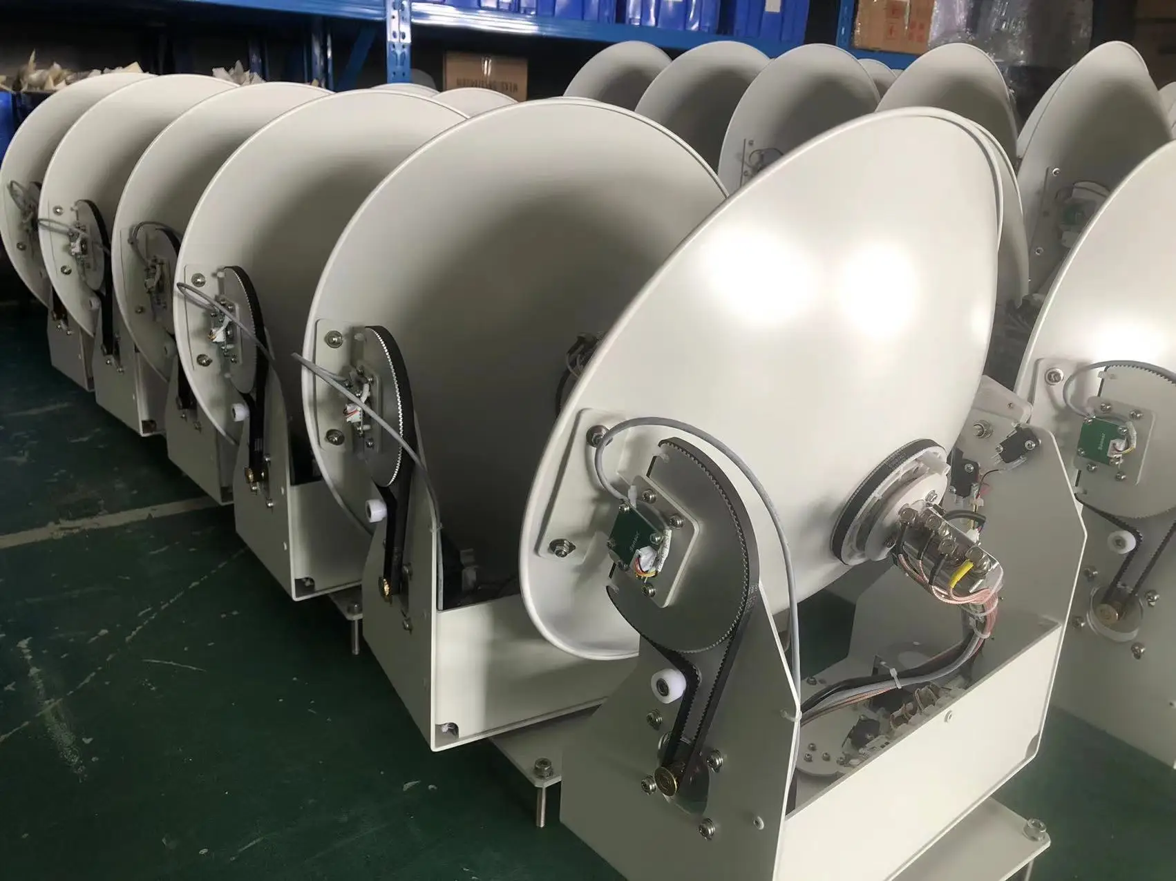 เสาอากาศโทรทัศน์ดาวเทียมทางทะเล