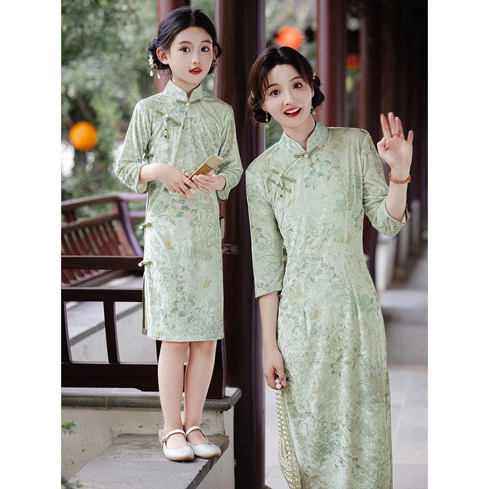 Conjuntos de Roupas Maternidade e Filha Estilo  Retro Verde, Versão Melhorada para o Outono