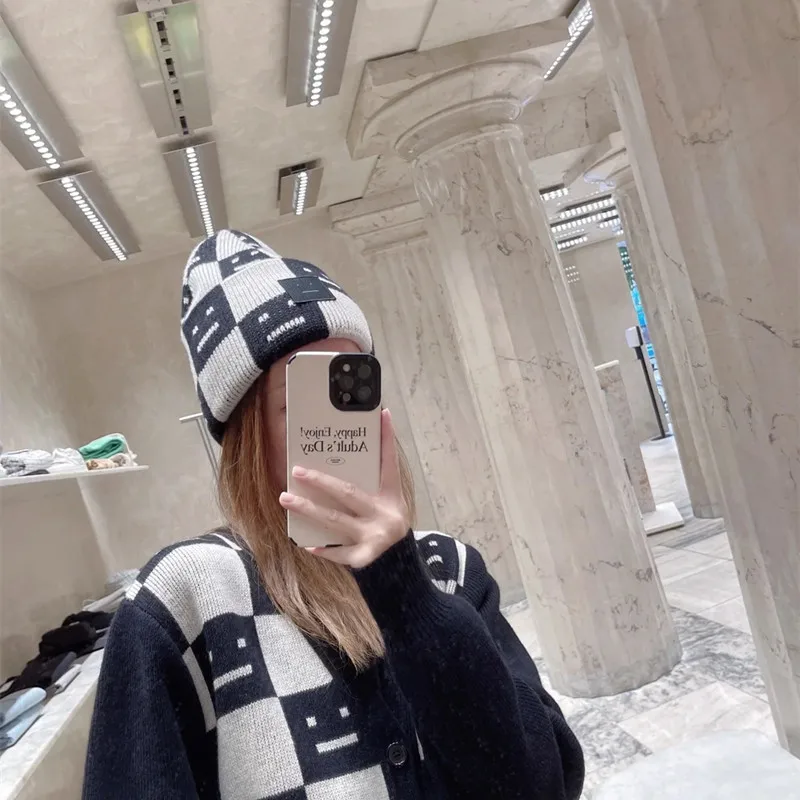 Women and Men Embroidery Patch Knit Fisherman Hat Fashion Plaid Color Contrast Winter Keep Warm Cap 2022 New