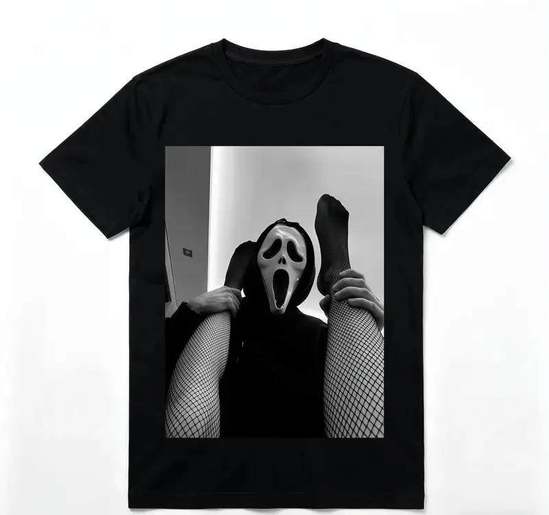 Ghostface Scream Tee – Horror Mask Black White Aesthetic Streetwear Shirt