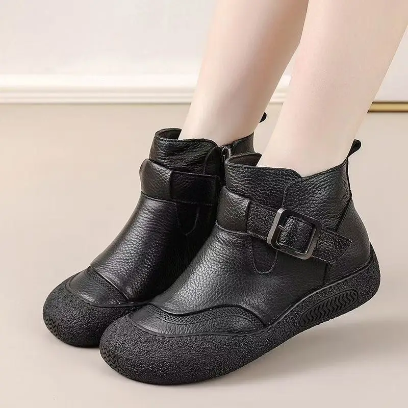 

2026 New Women's Ankle Boots Retro Lace-up Round Toe flat Shoes Female Warm Non-slip Comfortable Mom Short Boots