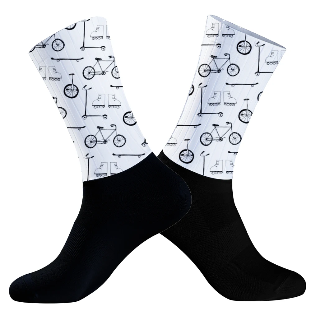 New Summer Anti Slip Seamless Breathable Cycling Socks Aero Bike Wearproof Road Socks