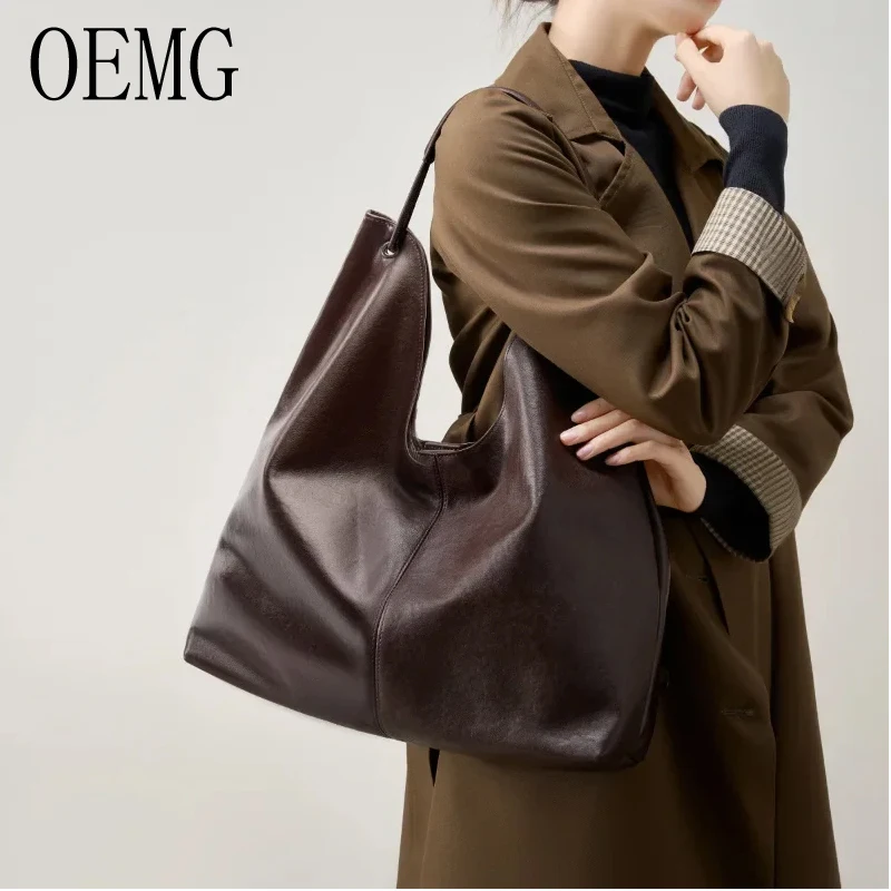 

New 2026 Popular Style Casual Huge Winter Tote Vegetable Tanned Cow Leather Women Armpit Shoulder Bag Large Coffee Handbag