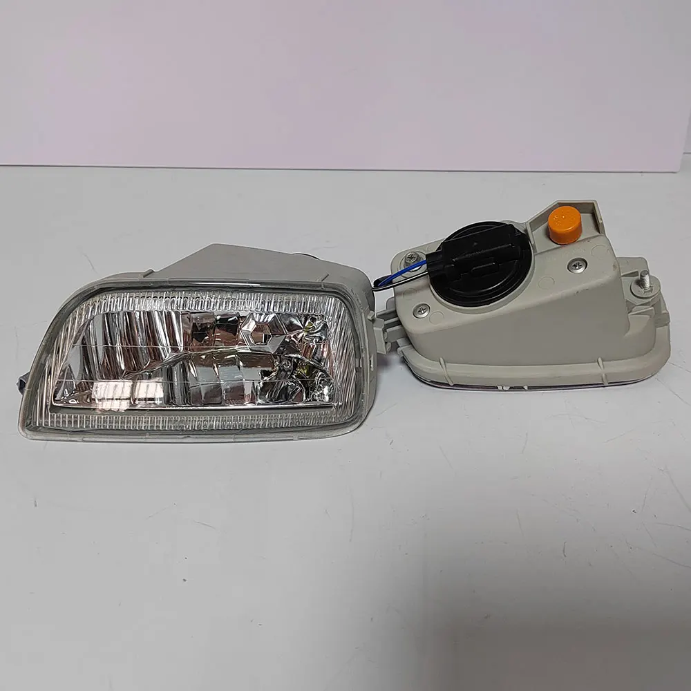 feux-antibrouillard-avant-pour-toyota-sprinter-carib-ae111-ae114-ae115-crystsal-1999-2000-2001-une-paire