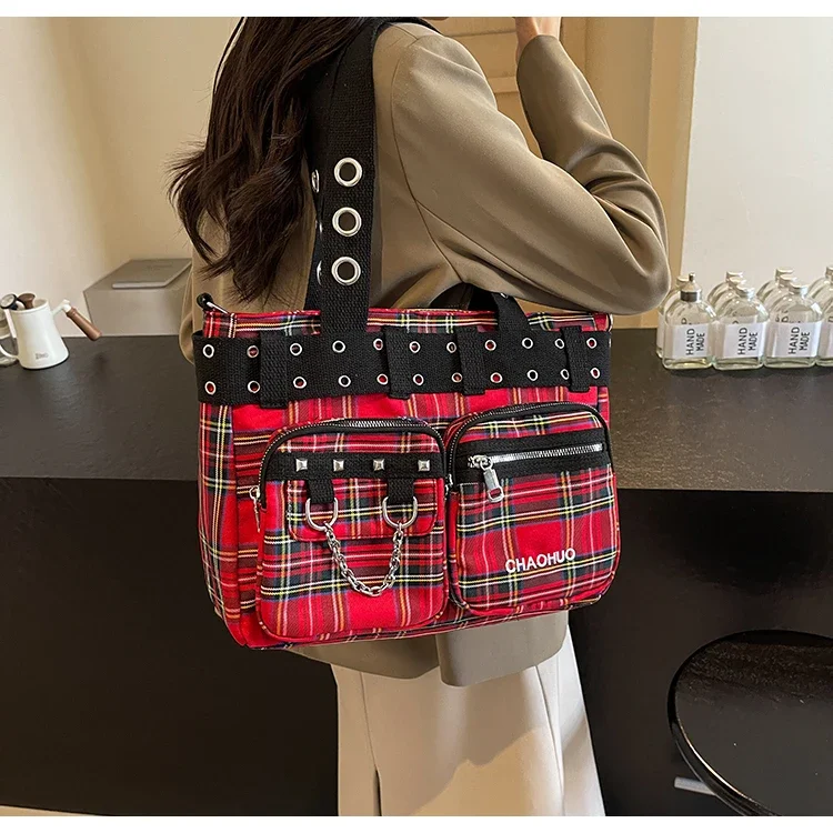 PU CHAINS Zipper Shoulder Bag Buckle Decorative Casual Women's Bags on Sale 2026 New Plaid Locomotive Style Women's Handbags
