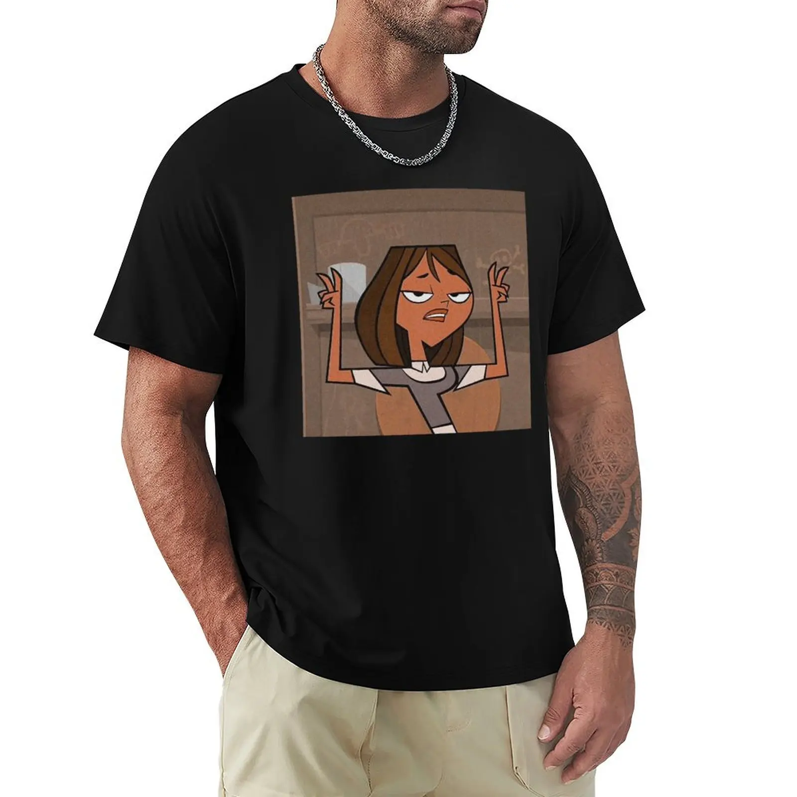 

Courtney From Total Drama T-Shirt Basic Lightweight Short Sleeve Tee