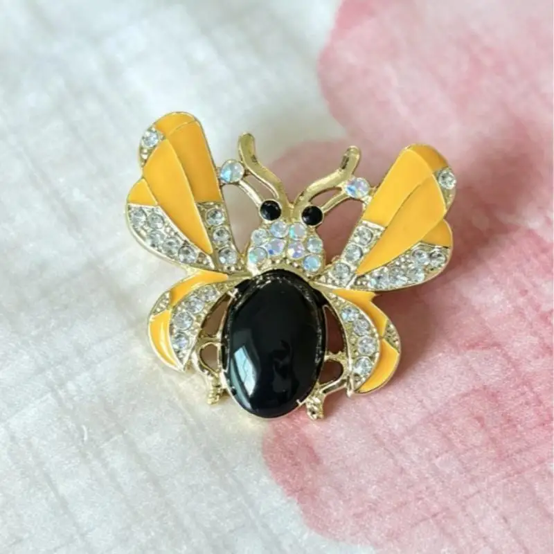 Enamel Bee Brooch With Sparkling Rhinestone Inlay Gold Plated Perfect For Daily Wear Office Outfits Parties Gifts