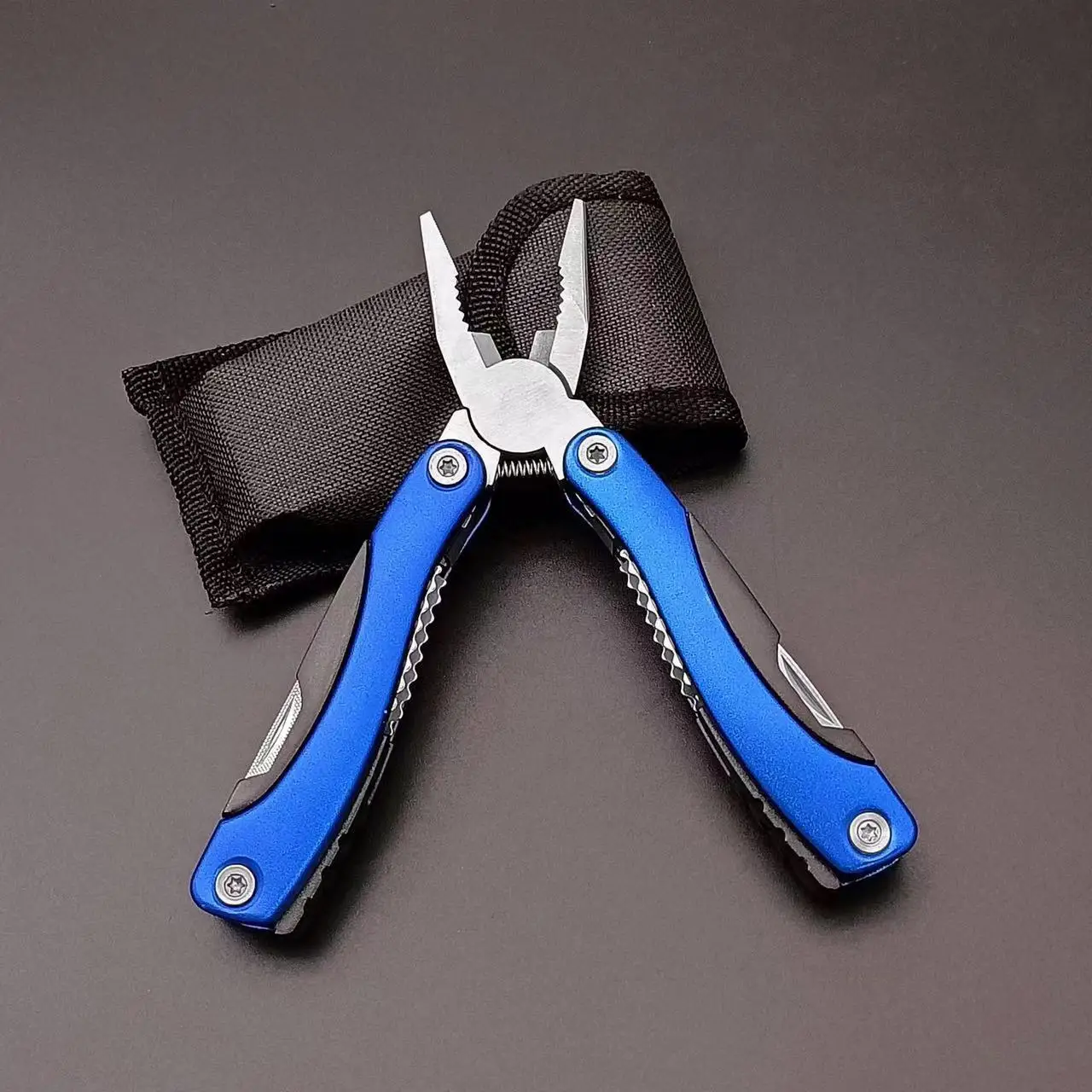 Stainless Steel Multi-function Pliers Folding Medium-sized Outdoor Combination Tool EDC Multi-purpose Pliers Hunting Accessories