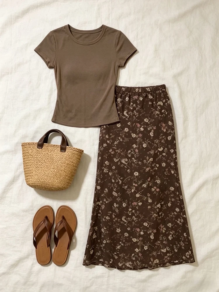 

Retro Brown Floral Half Skirt Set Women's Summer Slimming T-Shirt High Waist Midi Skirt Set Short Sleeve round Neck Top