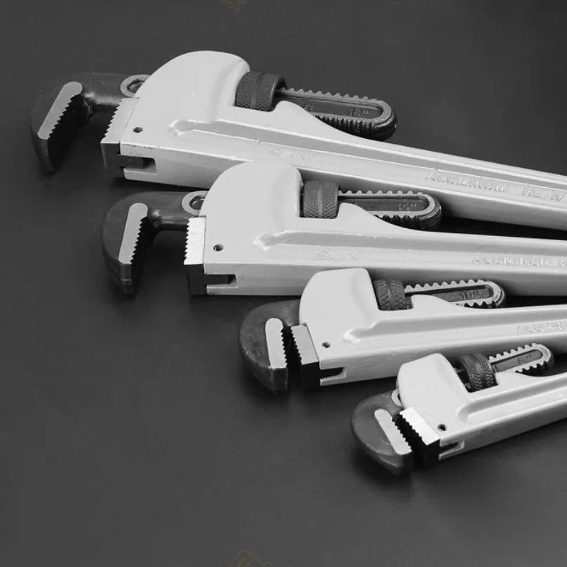 1 Piece Multi Functional Eagle Beak Pipe Wrench Aluminum Straight Pipe Wrench Adjustable Pipe Wrench High-strength Jaw Ergonomic