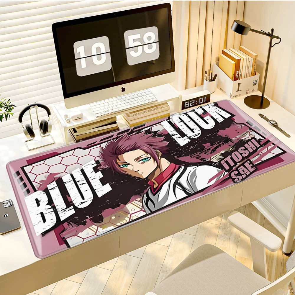 Tapis de souris de jeu Anime Sae Itoshi – Base en caoutchouc antidérapante, grand tapis de bureau avec motif Anime Blue Lock, compatible avec PC, ordinateur portable
