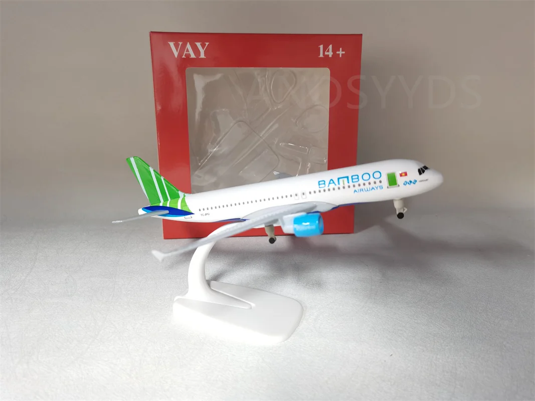 20CM Diecast 1:200 Scale A320 Vietnam Bamboo Airlines Model Alloy Aircraft Finished Product Hobby Souvenirs Collection Gifts