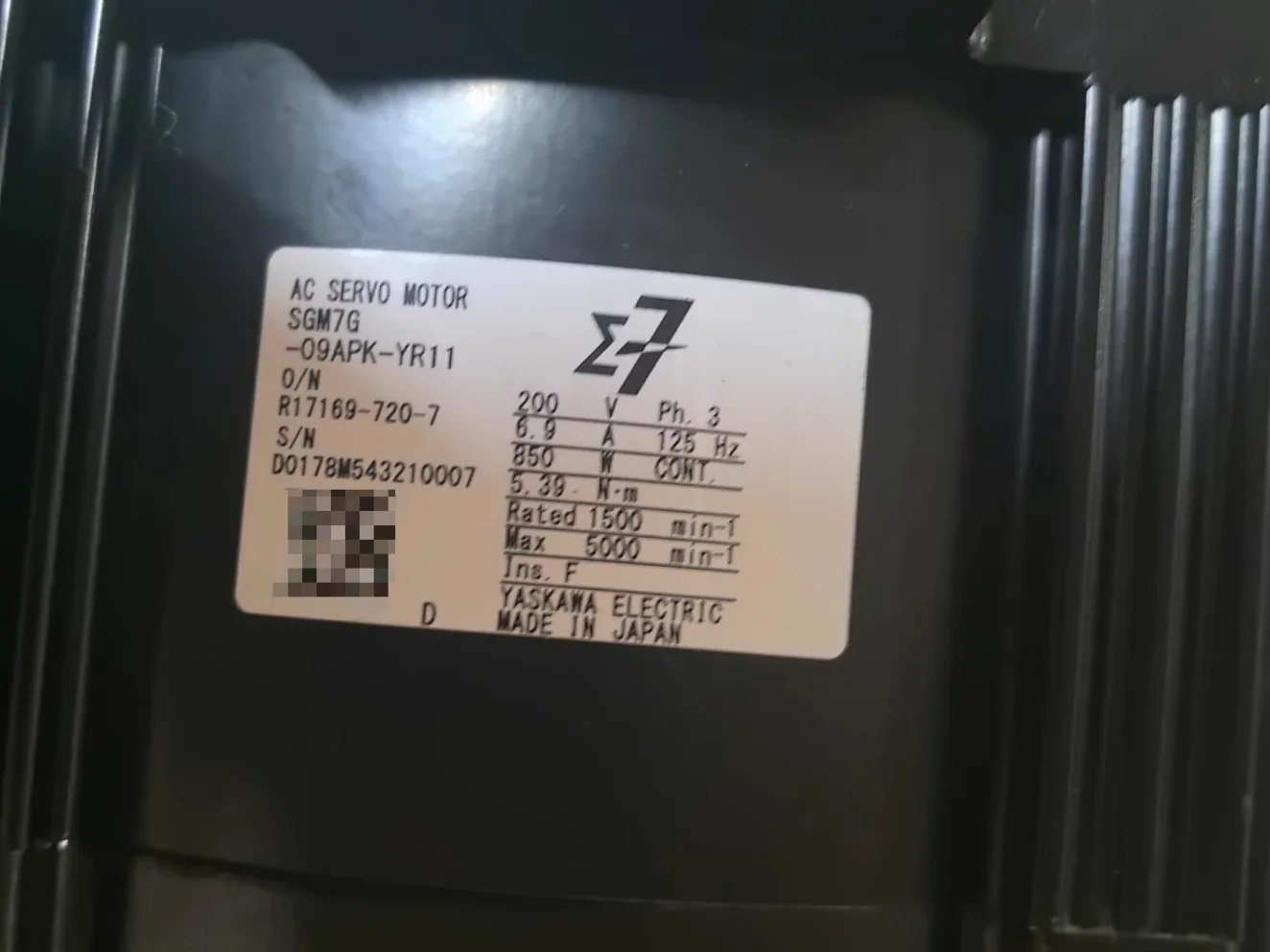 SGM7G-09APK-YR11 Brand New Servo Motor SGM7G 09APK YR11，Fast shipping