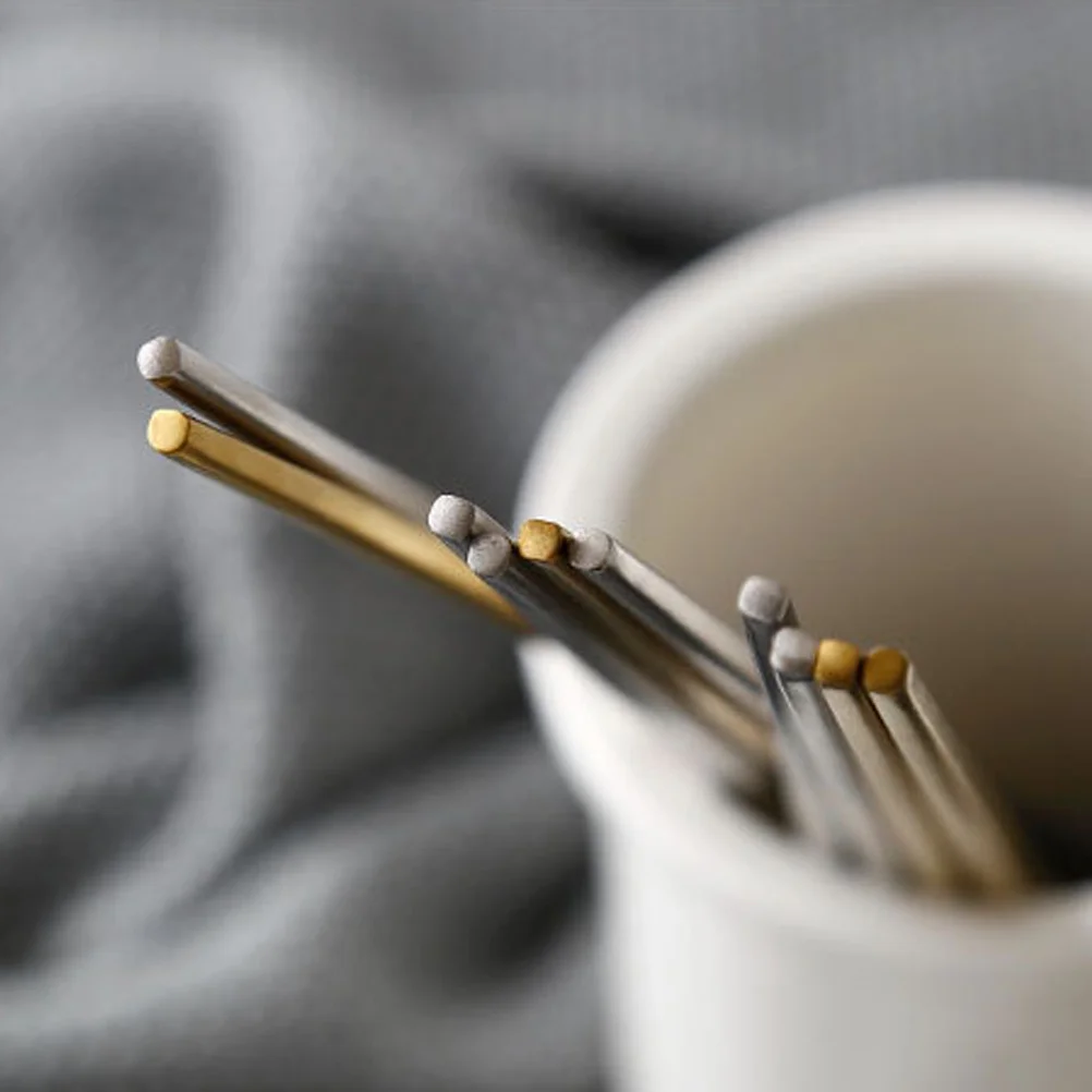 

A Pair of 23CM Stainless Steel Plating Chopsticks Ultra Lightweight Square Anti-slip Chopsticks (White and Golden)