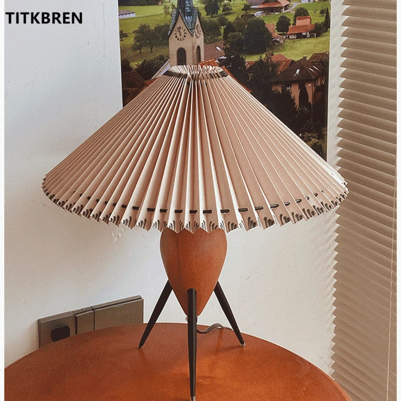 Medieval Decorative Pleated Table Lamp Vintage Origami Desk Light Living Room Bedroom Bedside Decor Fixture