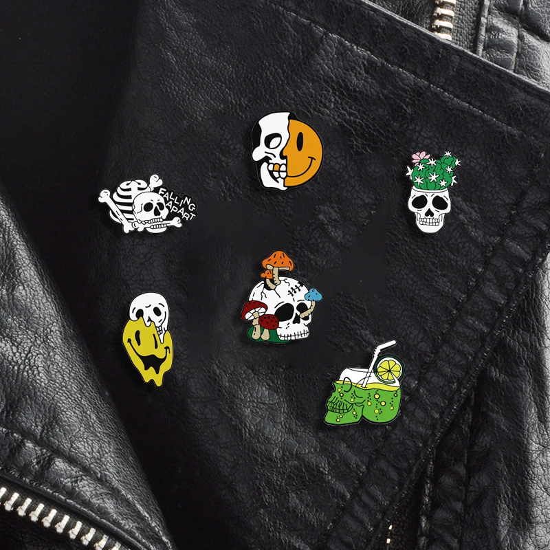 Creative Skull Custom Enamel Pins Punk Dark Night Stalker Skeleton Brooches Cactus Mushroom Lemonade Skulls Unisex Badge Jewelry