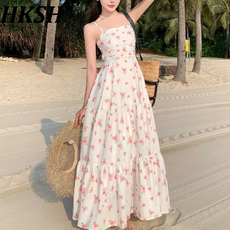 

HKSH Summer New Women French Vacation Style Elegant Stylish Casual Chic Pleated Printed Waist Cinching Strap Floral Dress HK7820